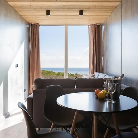 Molo Surf Spot * 야스타르니아