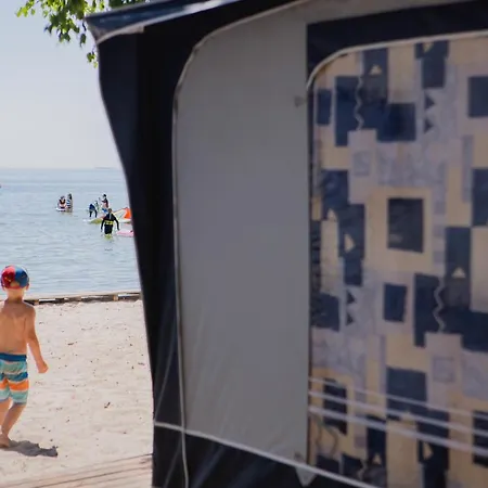 Molo Surf Spot Кемпинг