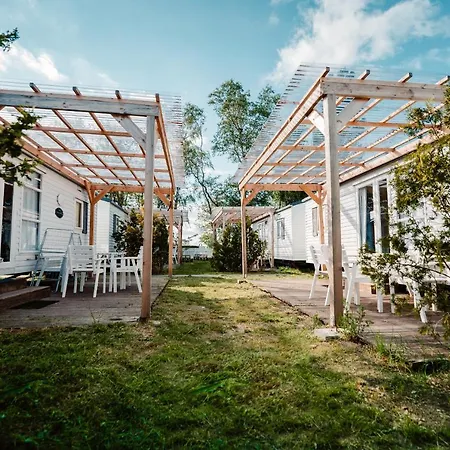 キャンプ場 Molo Surf Spot