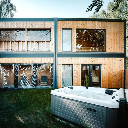 Molo Surf Spot キャンプ場 *