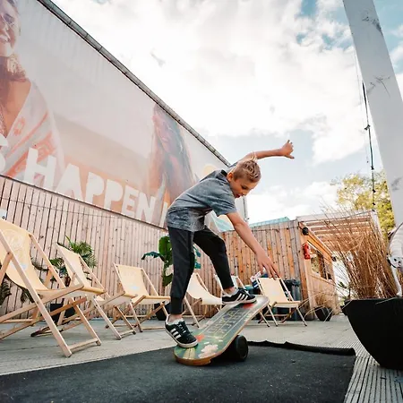 キャンプ場 Molo Surf Spot *