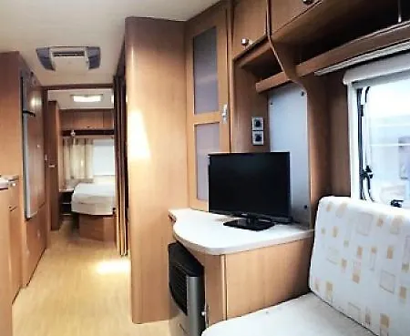 キャンプ場 Molo Surf Spot *