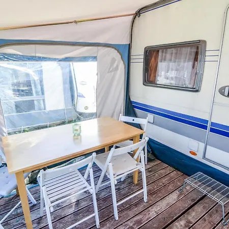 Molo Surf Spot 캠프장 야스타르니아