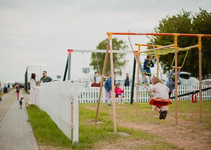 Molo Surf Spot 营地 *