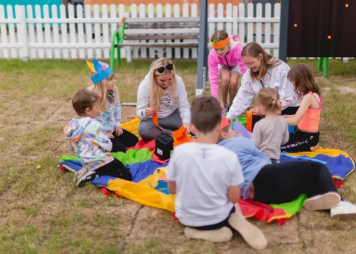 营地 Molo Surf Spot 亚斯塔尔尼亚