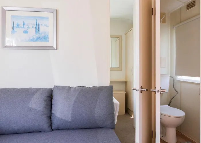 Molo Surf Spot 营地 亚斯塔尔尼亚