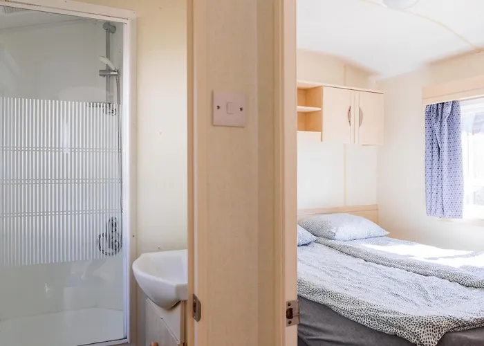 مكان تخييم Molo Surf Spot