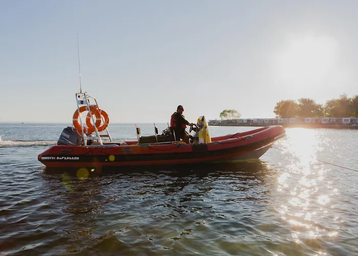 مكان تخييم Molo Surf Spot *