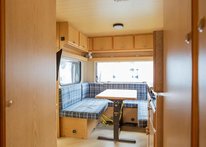 Molo Surf Spot * ياستارنيا