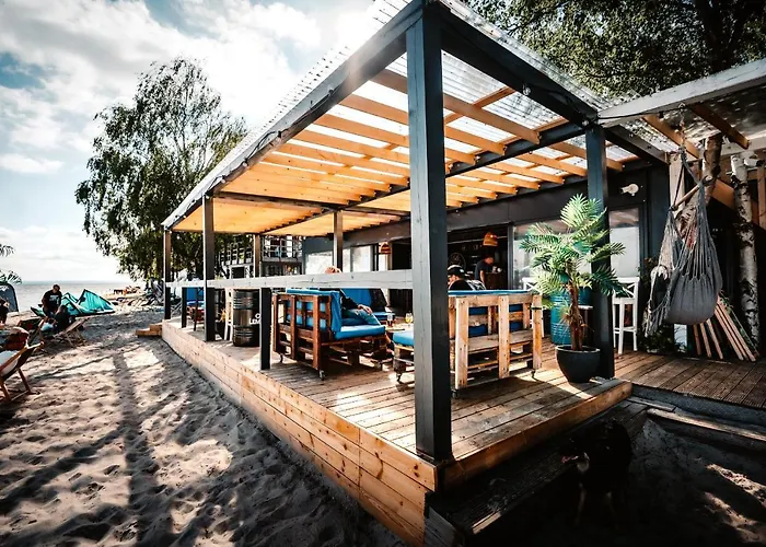 Molo Surf Spot 营地 亚斯塔尔尼亚