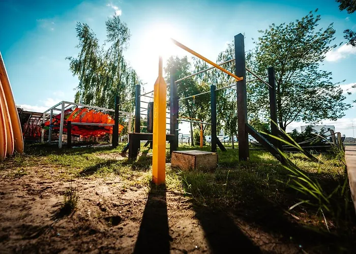 营地 Molo Surf Spot