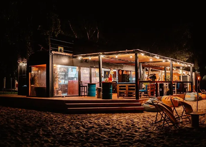 Molo Surf Spot * ياستارنيا