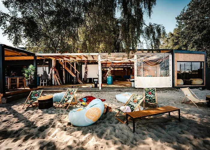 Molo Surf Spot مكان تخييم ياستارنيا