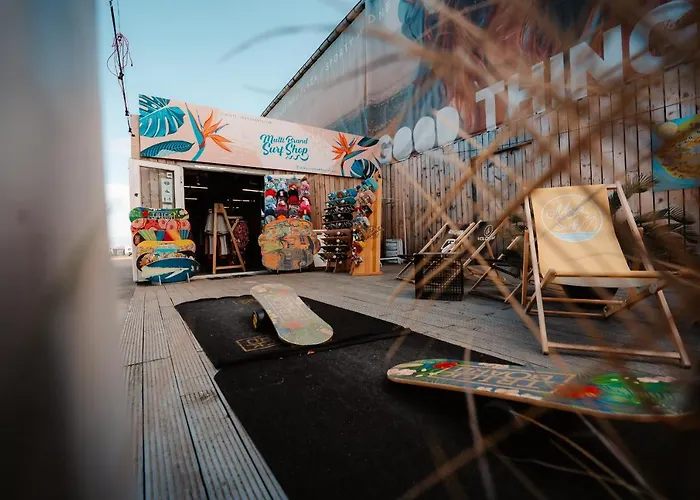 营地 Molo Surf Spot 亚斯塔尔尼亚