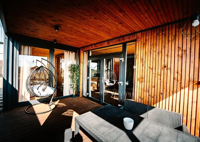 مكان تخييم Molo Surf Spot ياستارنيا