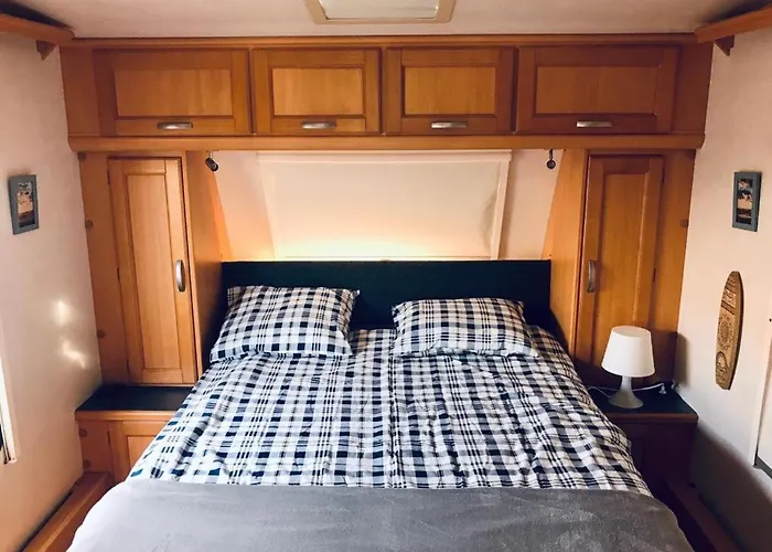 Molo Surf Spot ياستارنيا