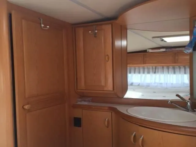 Molo Surf Spot مكان تخييم ياستارنيا