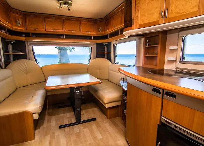 Molo Surf Spot 营地 *